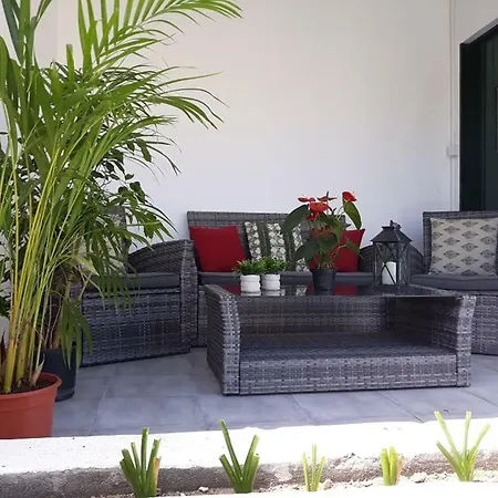 Azores Patio House * Ponta Delgada