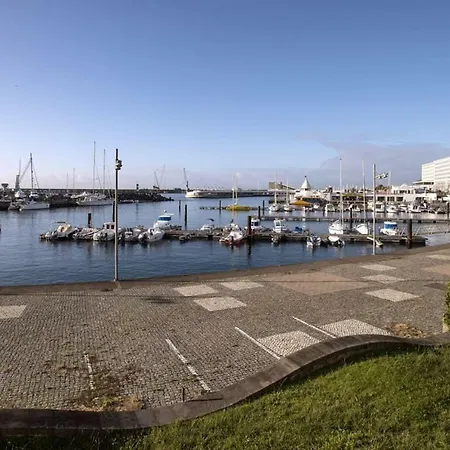 Azores Patio House *