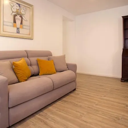 Azores Patio House *