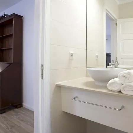 Azores Patio House Понта-Делгада