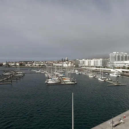 Azores Patio House Дом отдыха *