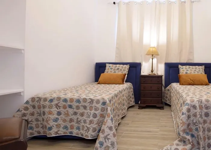 Azores Patio House 펜션 *