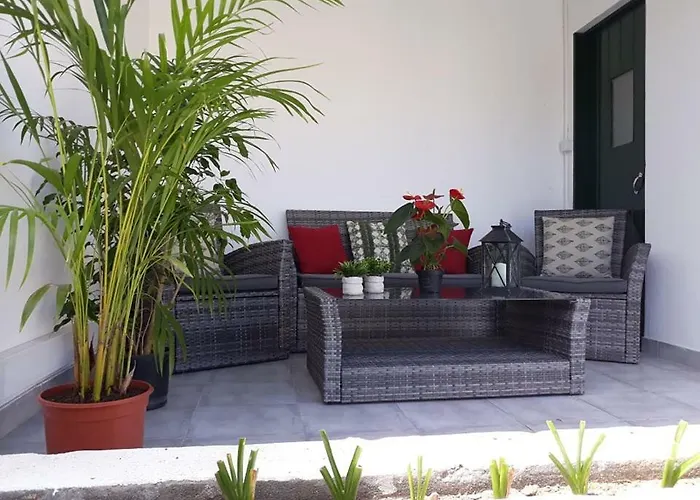 Azores Patio House * Ponta Delgada